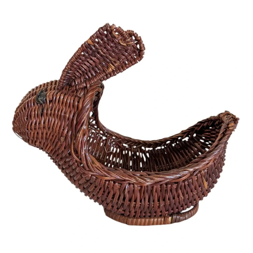 Vintage Avon Wicker Menagerie Rabbit Basket 1986 Brown Cottagecore Farm Holiday